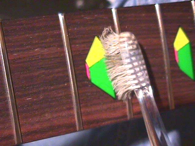 board_brush.jpg (37316 bytes)