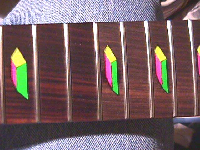 board_oil_compare.jpg (53113 bytes)